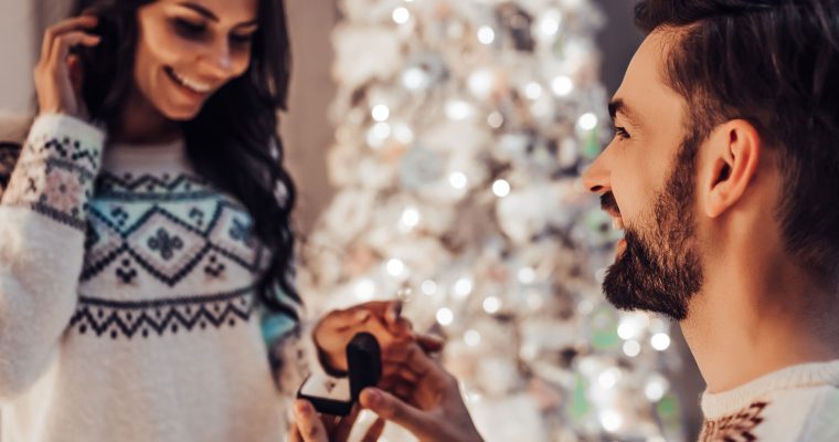 How to Pull Off a Memorable Holiday Proposal