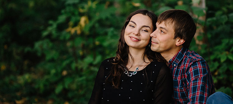 7 Ideas for Your Engagement Photo Shoot